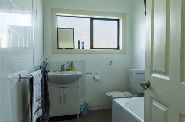 71 Marlow Road Aranui_11