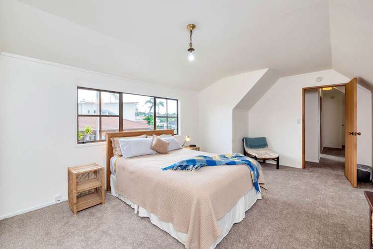 1/48 East Coast Road Milford_12