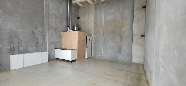 Unit 41, 20 William Earp Place Tawa_4