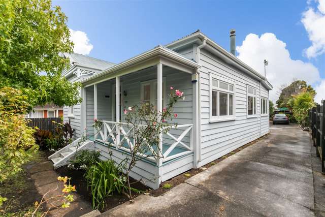 319 Blockhouse Bay Road Avondale_1