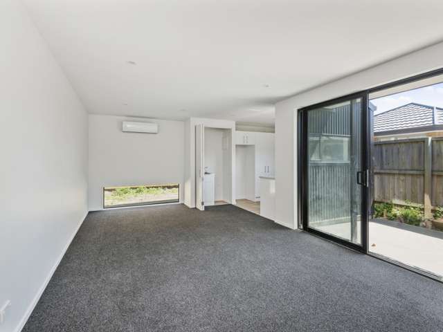 2/398 Gloucester Street Linwood_2