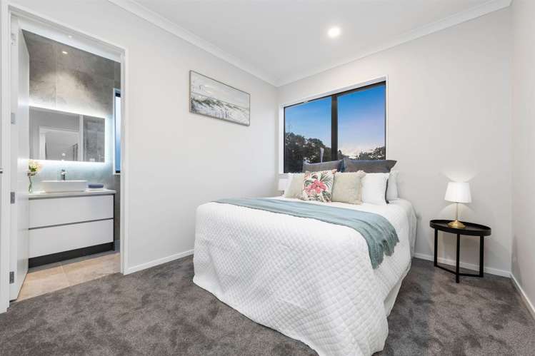 18 Tullymore Drive Flat Bush_21