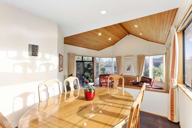 6b Woodfern Crescent Titirangi_1