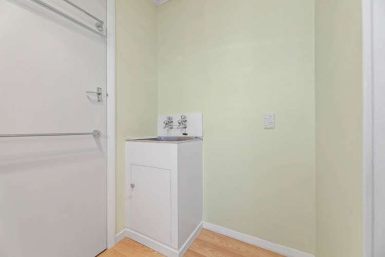 2/4 Weld Street Blenheim Central_10