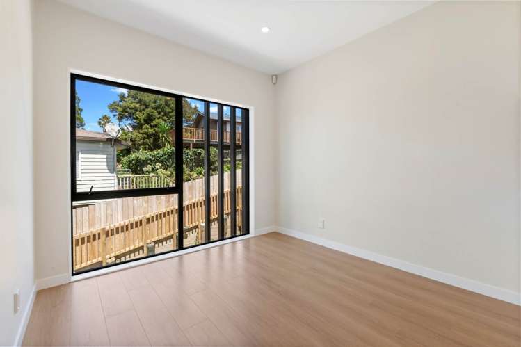 9/28 Ludlow Terrace Totara Vale_15