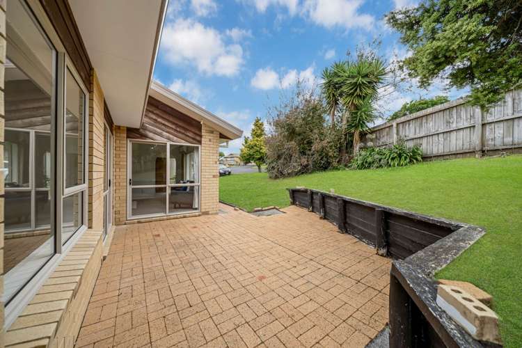 5 Evergreen Rise New Lynn_14