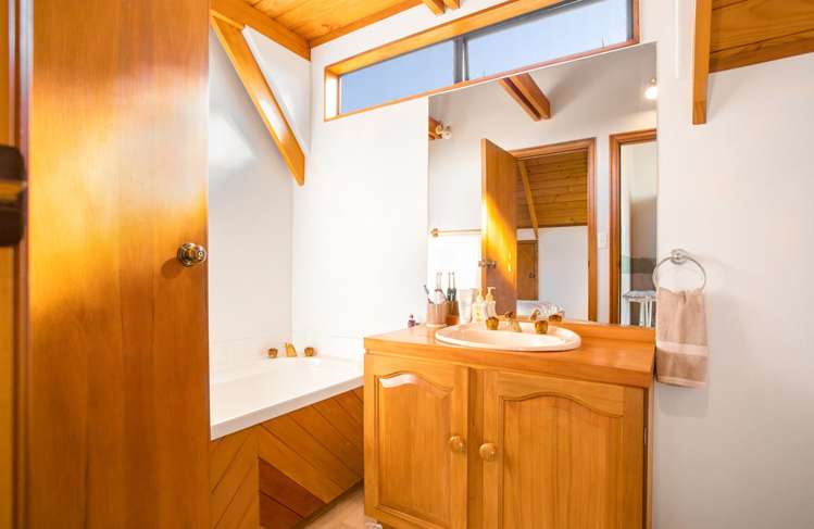 7 Sunrise Lane Te Atatu South_18