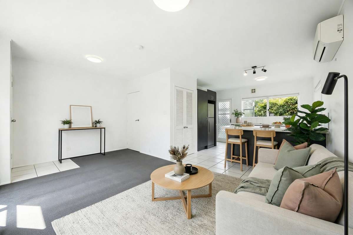 1/148 Glamorgan Drive_1