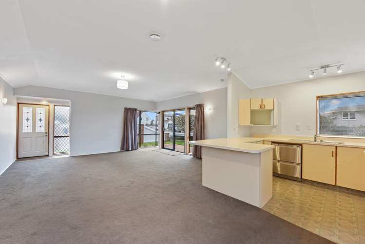 1 De Cesare Way The Wood_7