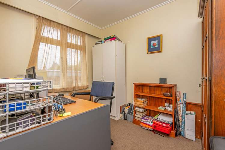 2 Broadway Mangaweka_10