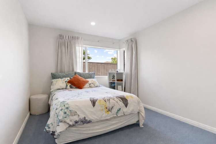 9 Glenross Drive Wattle Downs_19