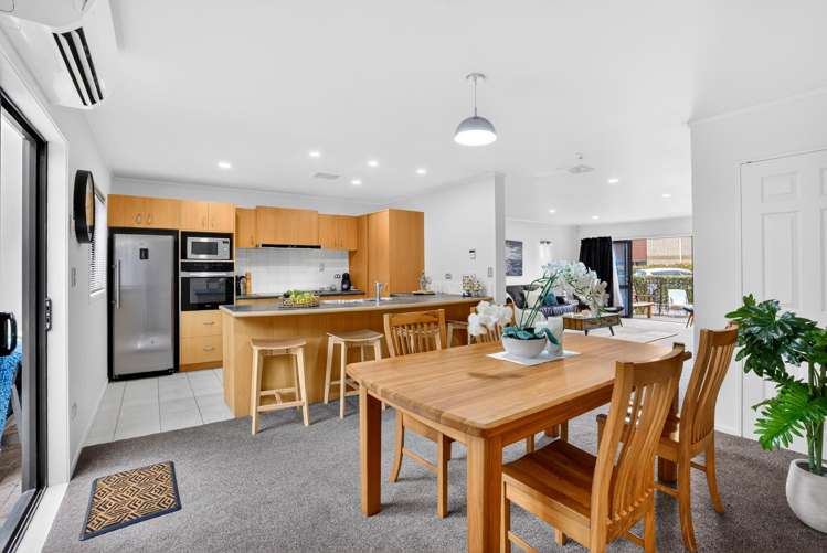 15I Vinograd Drive Te Atatu Peninsula_8