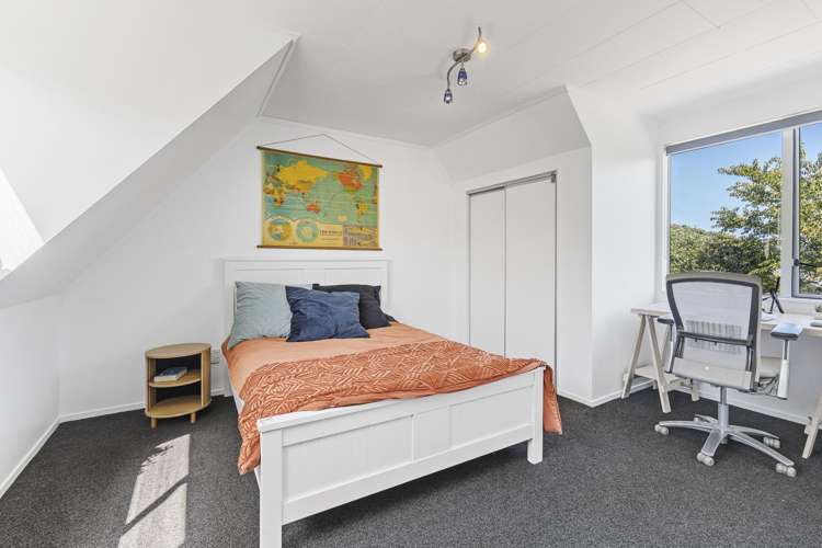 1138 South Road Oakura_23