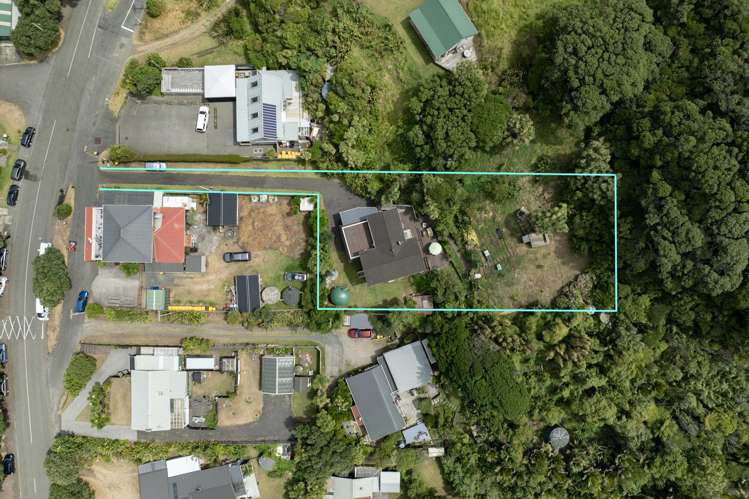 24 Seaview Road Piha_18