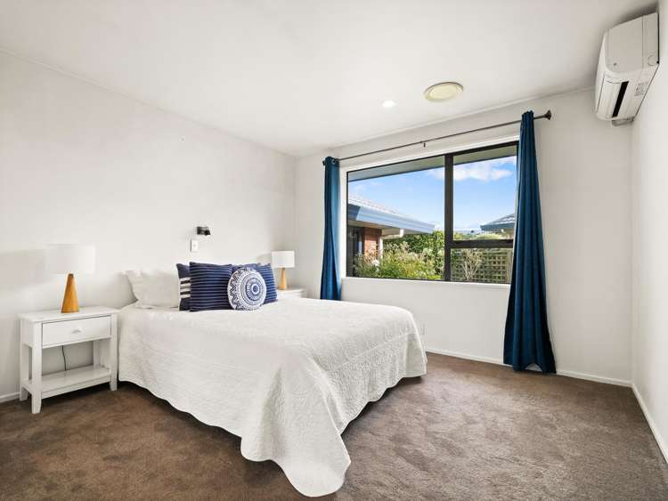 5 Gowan Close Shiel Hill_13