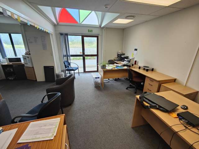 Affordable Office in Mana