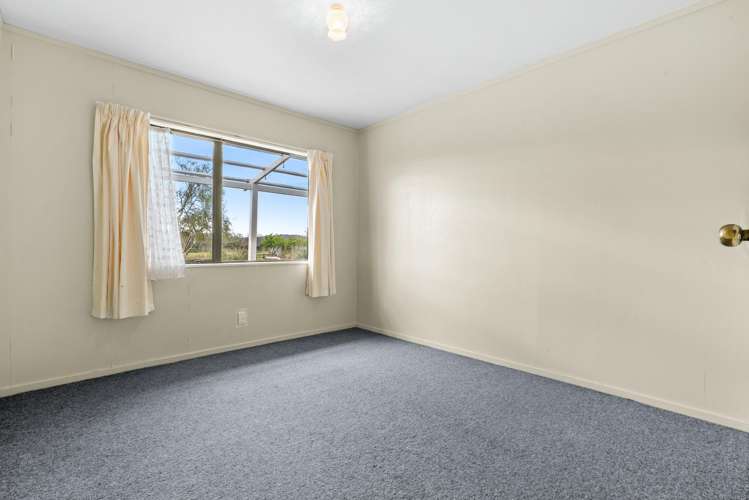 49 Kath Henry Lane Drury_10