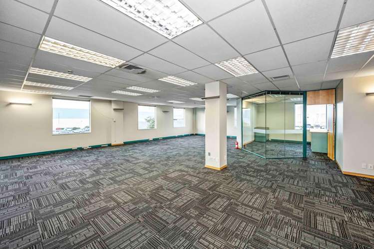 39 Paramount Drive Henderson_5