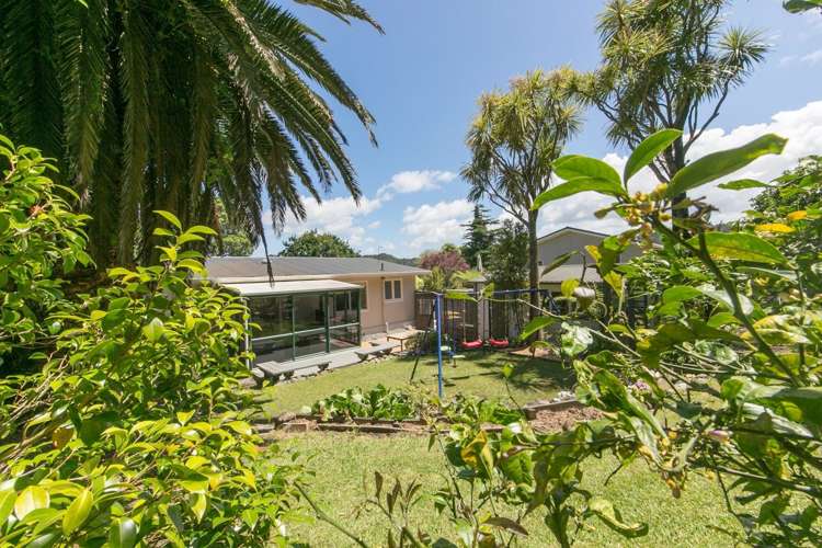 13 Warwick Avenue Titirangi_5