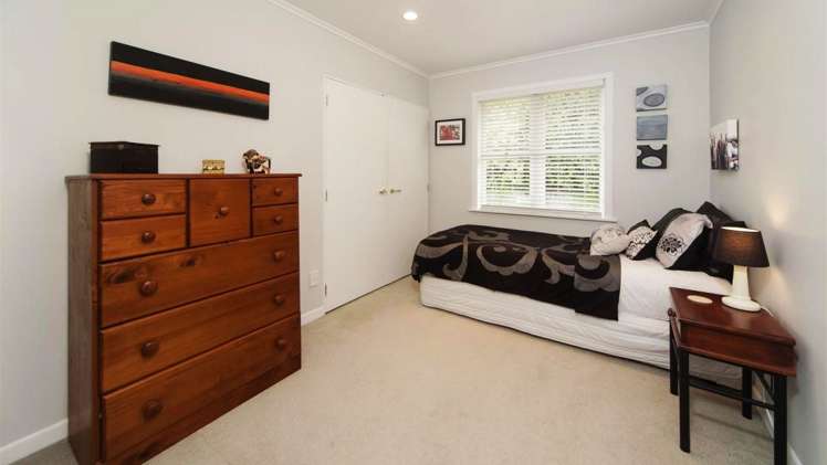 43 Parr Terrace Castor Bay_12