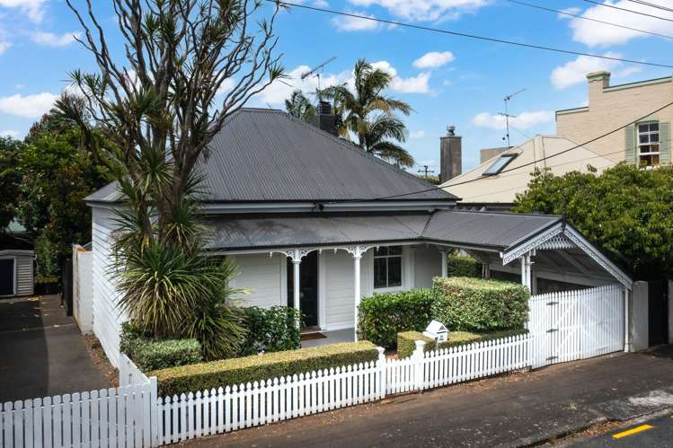 28 Church Street Devonport_16