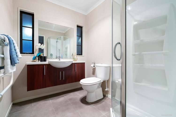 4a Dapple Place Flat Bush_15