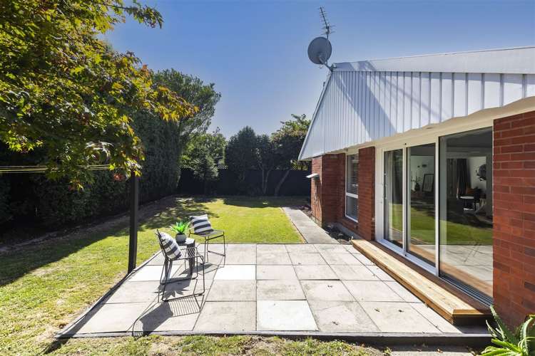 1/15 Knowles Street Saint Albans_16