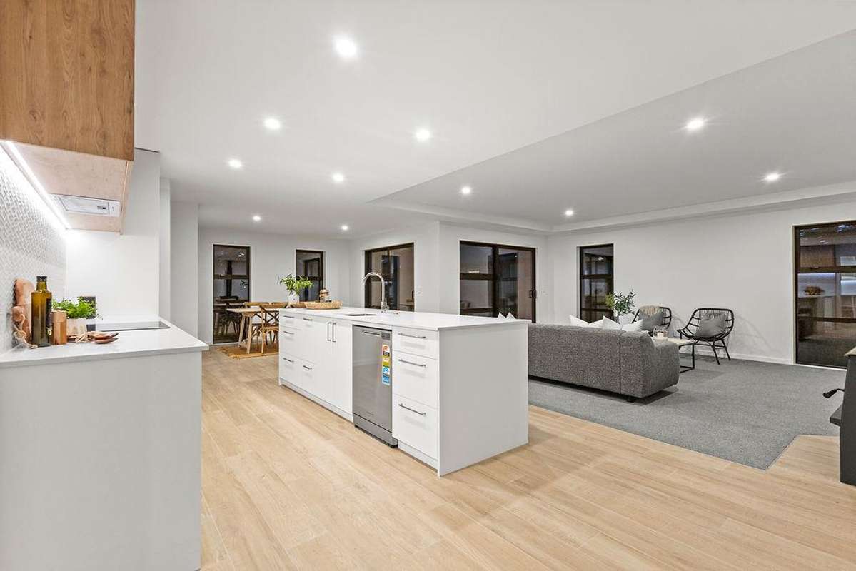 46 Memorial Crescent_3
