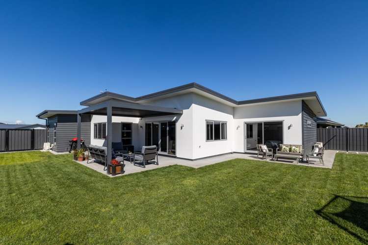 20 Dinneen Close Frimley_18