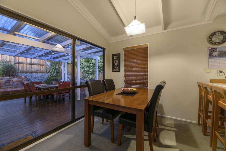 89 Captain Scott Road Glen Eden_6