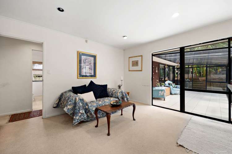 22 Voltaire Court Botany Downs_8