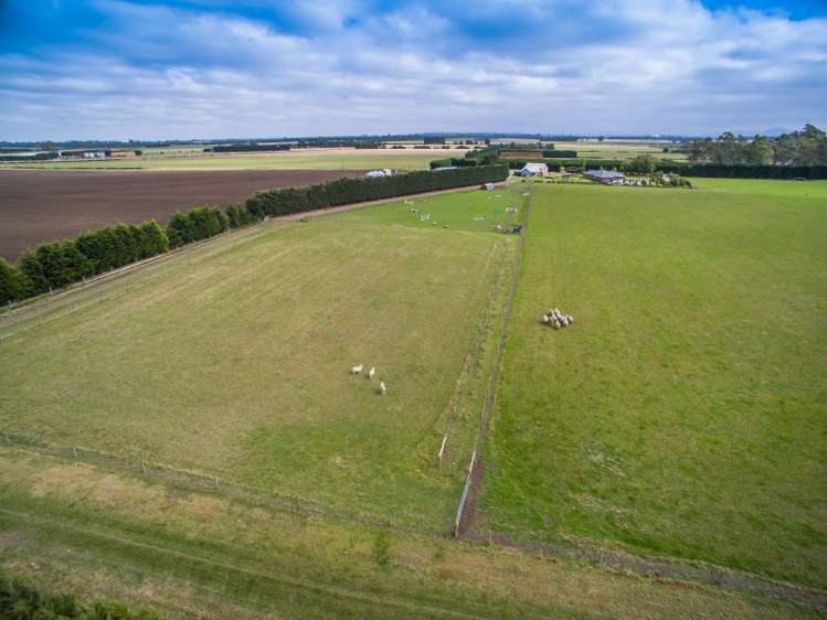 68 Addingtons Road Darfield_19