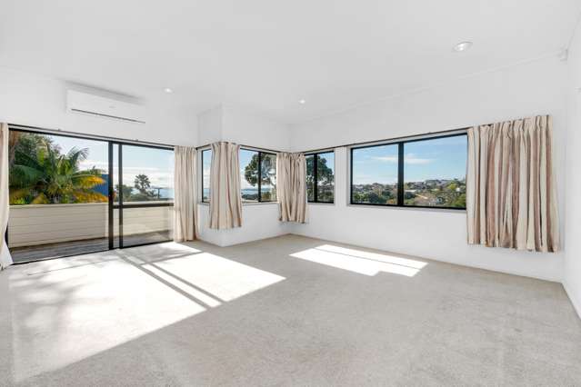 2/7 Colmar Road Mellons Bay_3