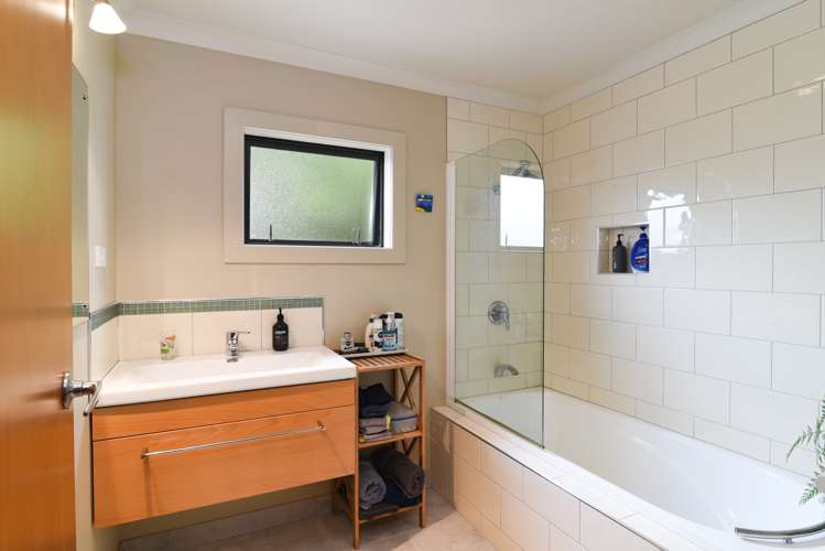 36 Beach Road Long Beach_12