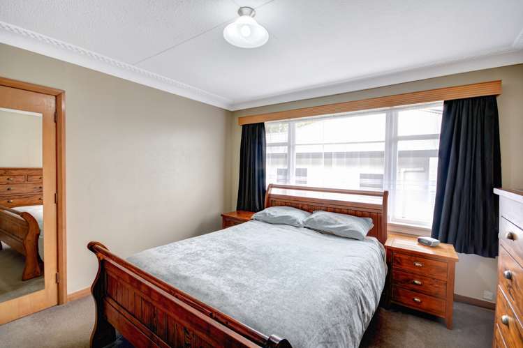 98 Main Road Fairfield_12