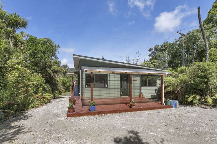 111 Anawhata Road Anawhata_3