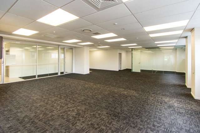 Suite 3/507 Lake Road Takapuna_1