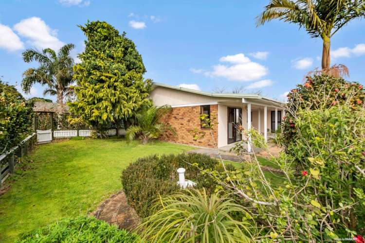 28 Taihiki Road Clarks Beach_0