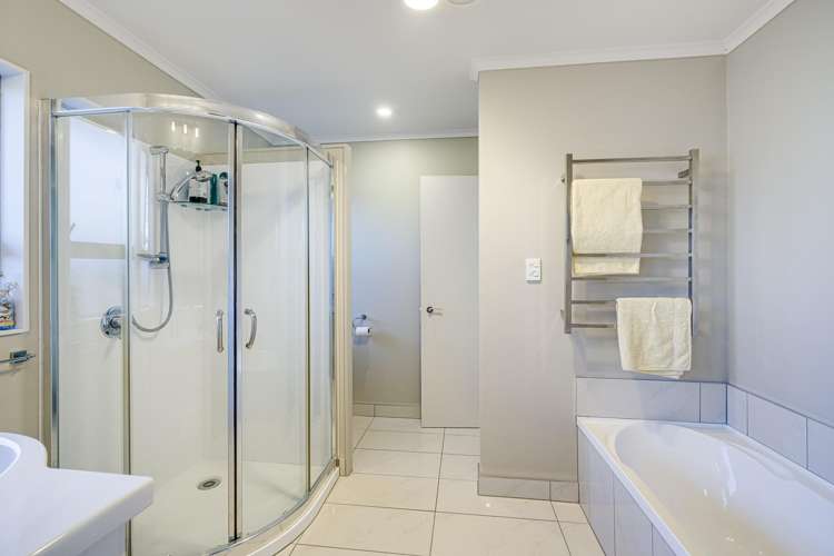 112 Avenue Road Greenmeadows_31
