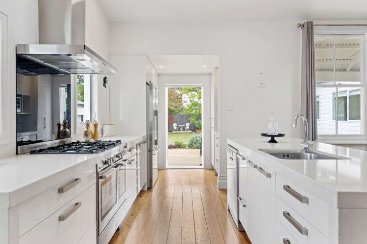 15 Powhiri Avenue Kensington_7