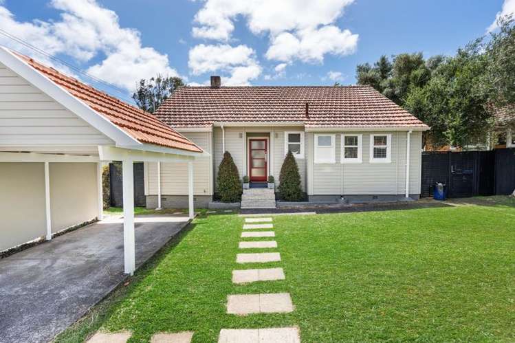 9 Range View Road Mount Albert_0