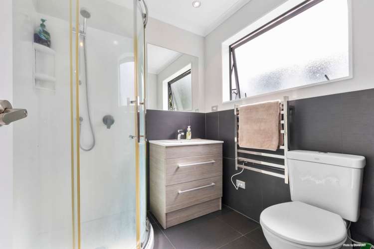 11 Ngaroma House Drive Hobsonville_11