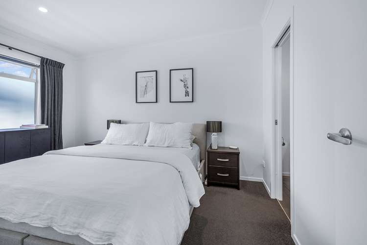 2/6 Dyer Street Whitiora_11