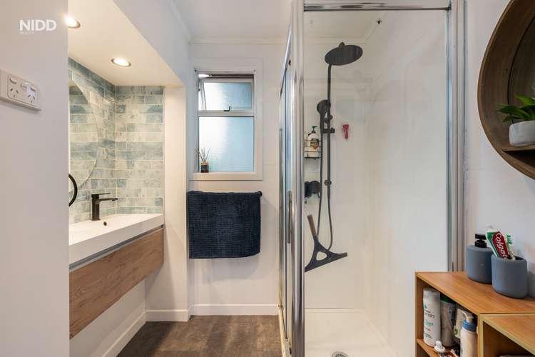 14 Allen Street North East Valley_9