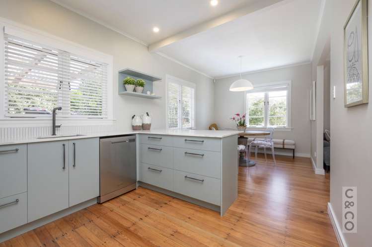 29 Cambridge Road Riverhead_49