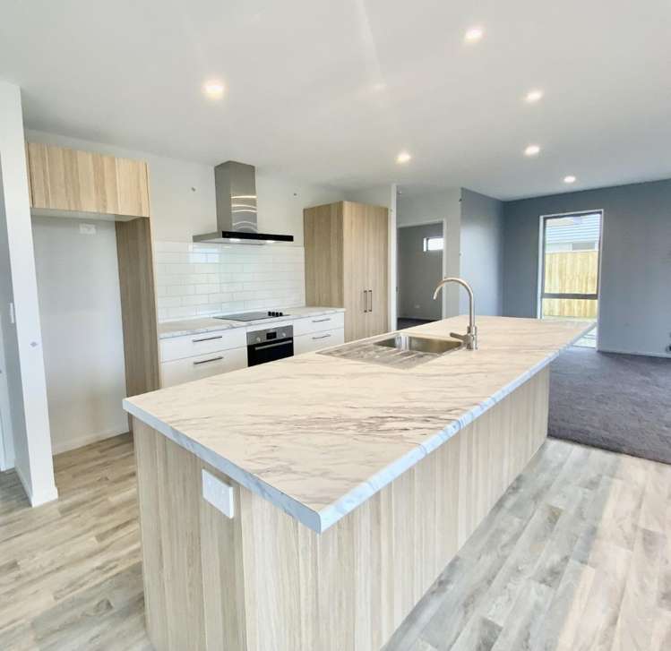 828 Selwyn Road 11103_3