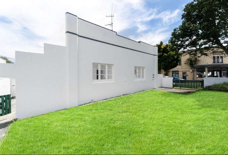 2A Foch Avenue Mount Roskill_6