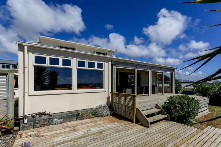 8 Beach Street Fitzroy_19