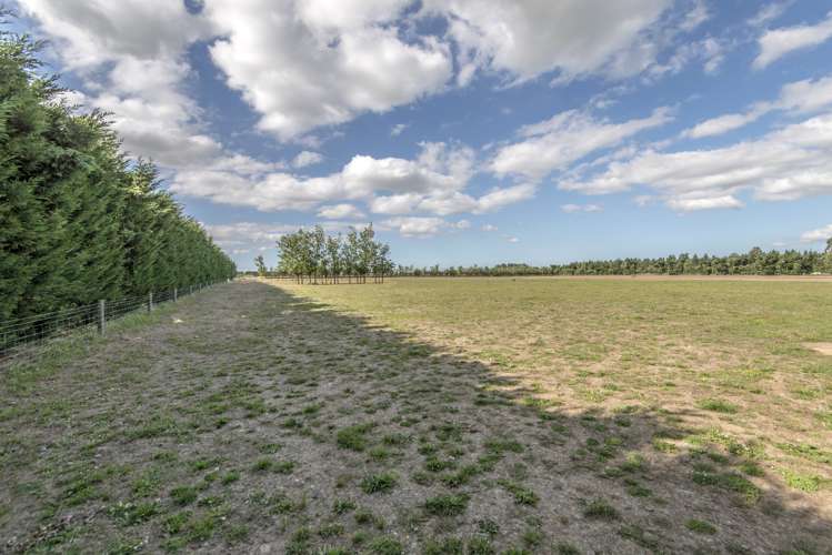 28 Thomsons Road Burnham_20