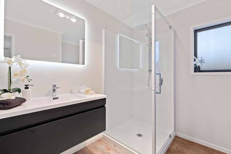 116a Racecourse Road Waiuku_11